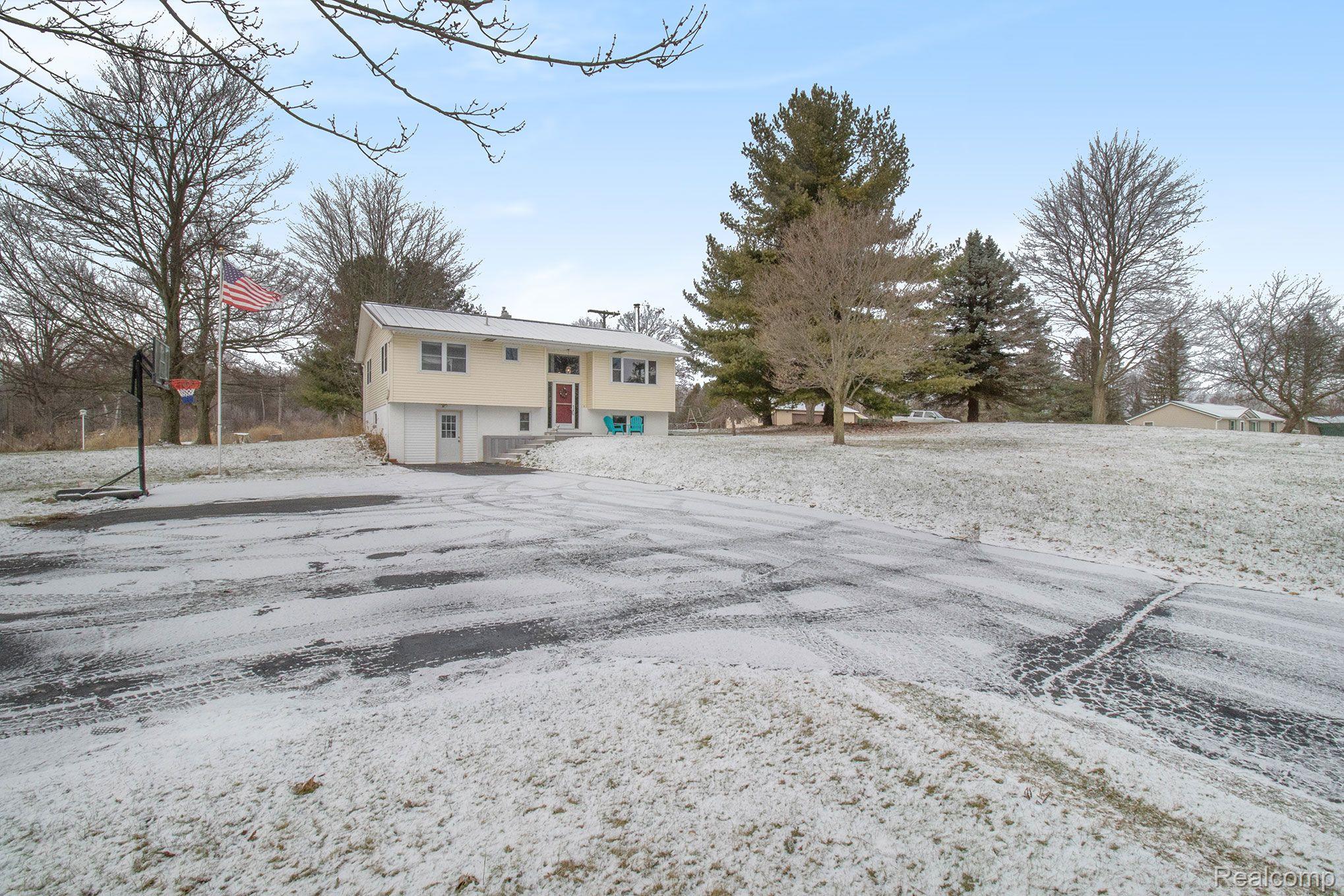 1418 Clark Road Lapeer, MI 48446 - Photo 7 of 26 Gallery Image 7