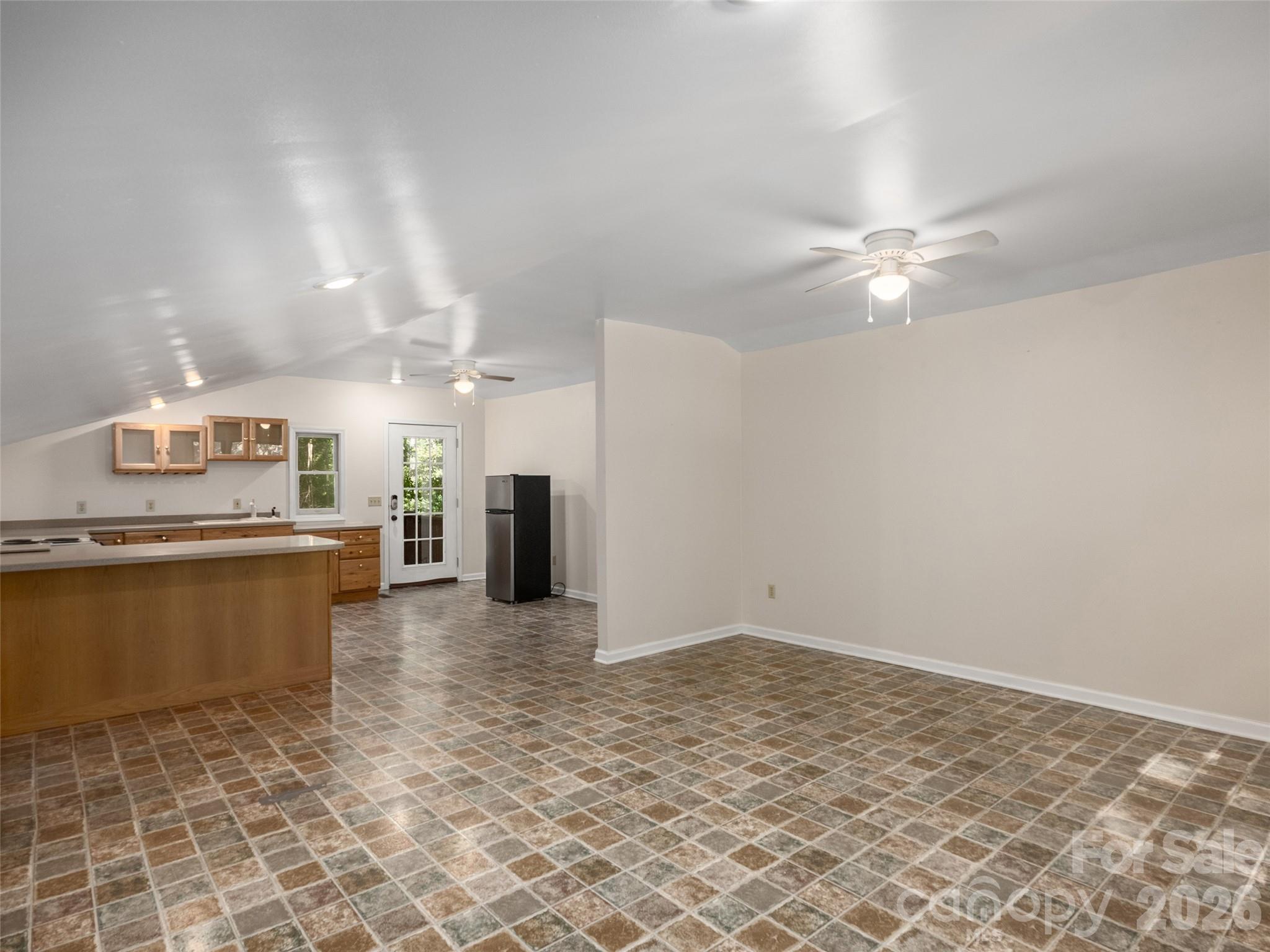 623 Owensby Road Hendersonville, NC 28792 - Photo 33 of 36 Gallery Image 33