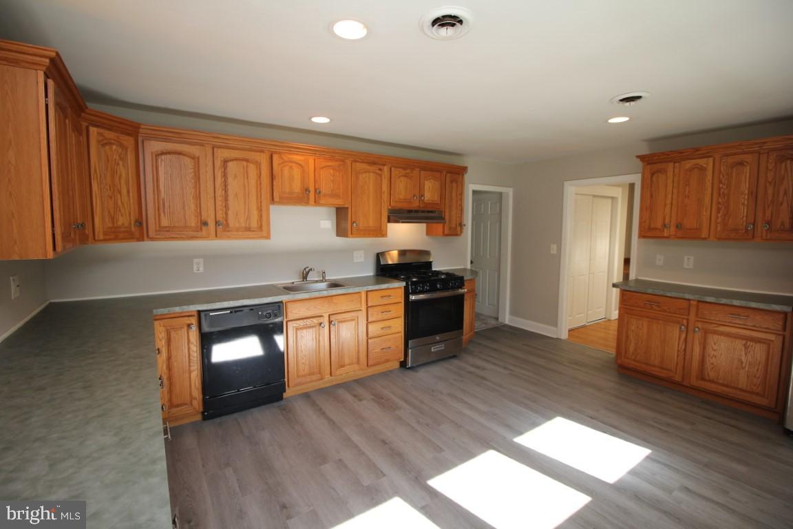 1512 Glassboro Road Wenonah, NJ 08090 - Photo 6 of 26 Gallery Image 6