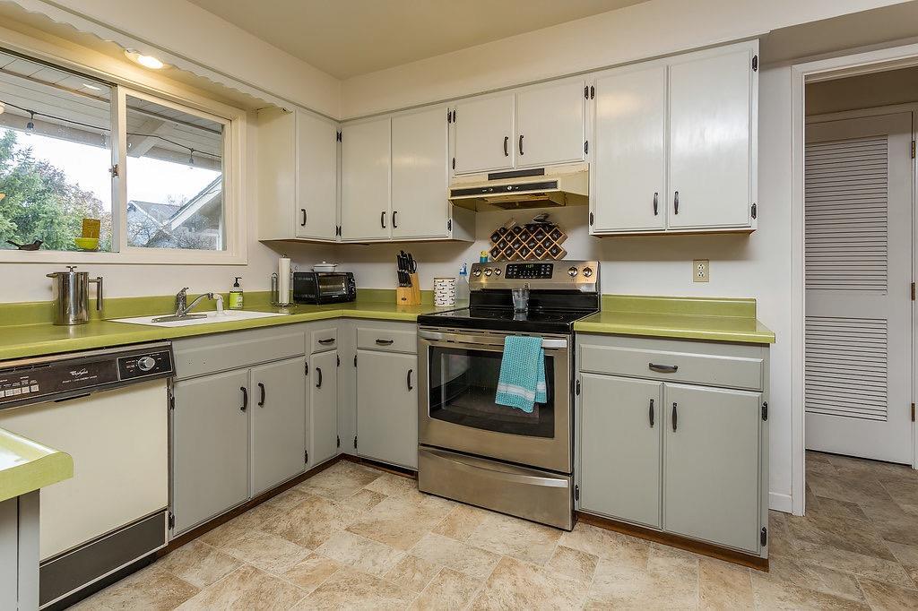 541 Pierce Road Medford, OR 97504 - Photo 15 of 35 Additional Photo