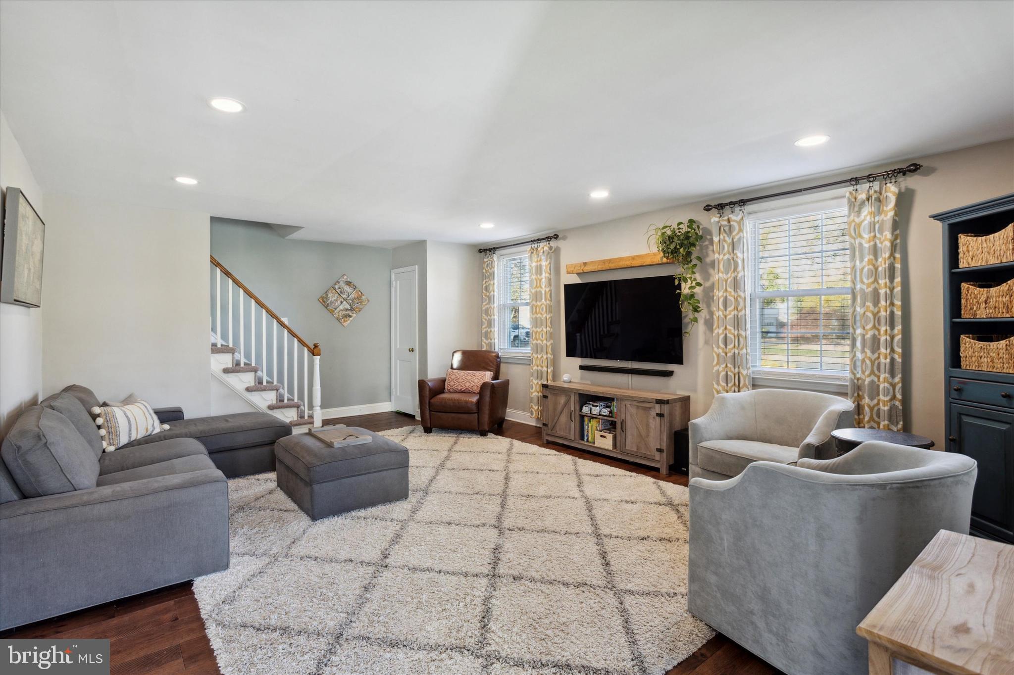 96 Worrell Drive Springfield, PA 19064 - Photo 3 of 15 Gallery Image 3