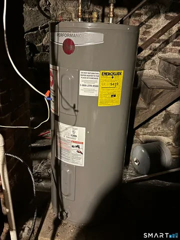 $1,000,000 | 1365 East Main Street, Bridgeport, CT 06608