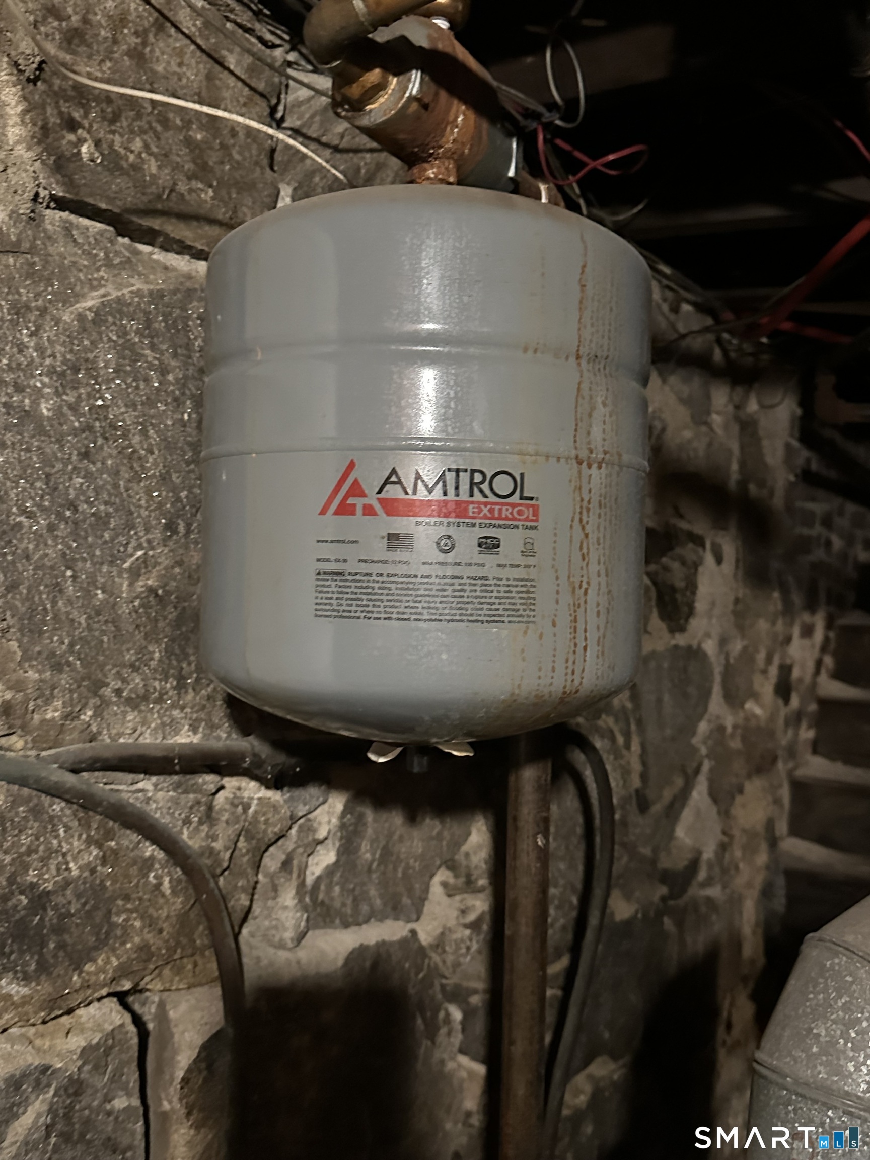 1365 East Main Street Bridgeport, CT 06608 - Photo 36 of 40 a close up of a sink