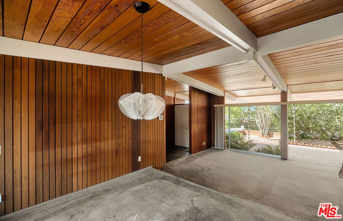 1500 North Tigertail Road Los Angeles, CA 90049 - Photo 25 of 55 Gallery Image 25