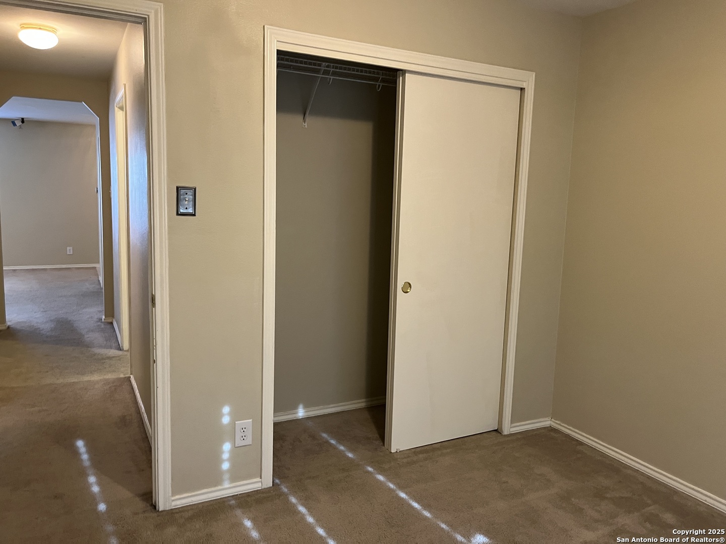 8011 Rio NIEBLA San Antonio, TX 78249 - Photo 14 of 18 a view of an empty room