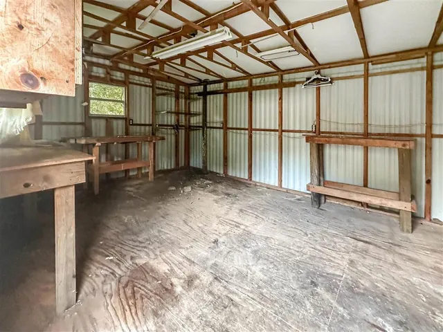 $88,000 | 413 Magnolia Street, New Llano, LA 71461