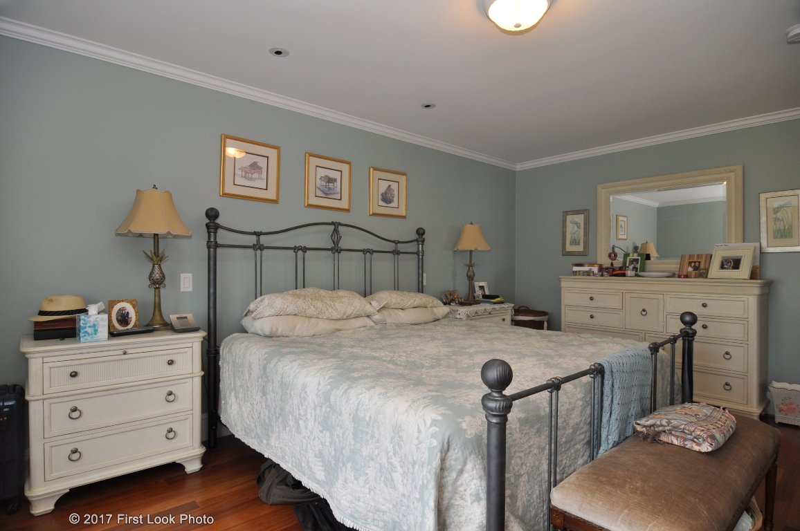 11 Shore Road Narragansett, RI 02882 - Photo 21 of 39
