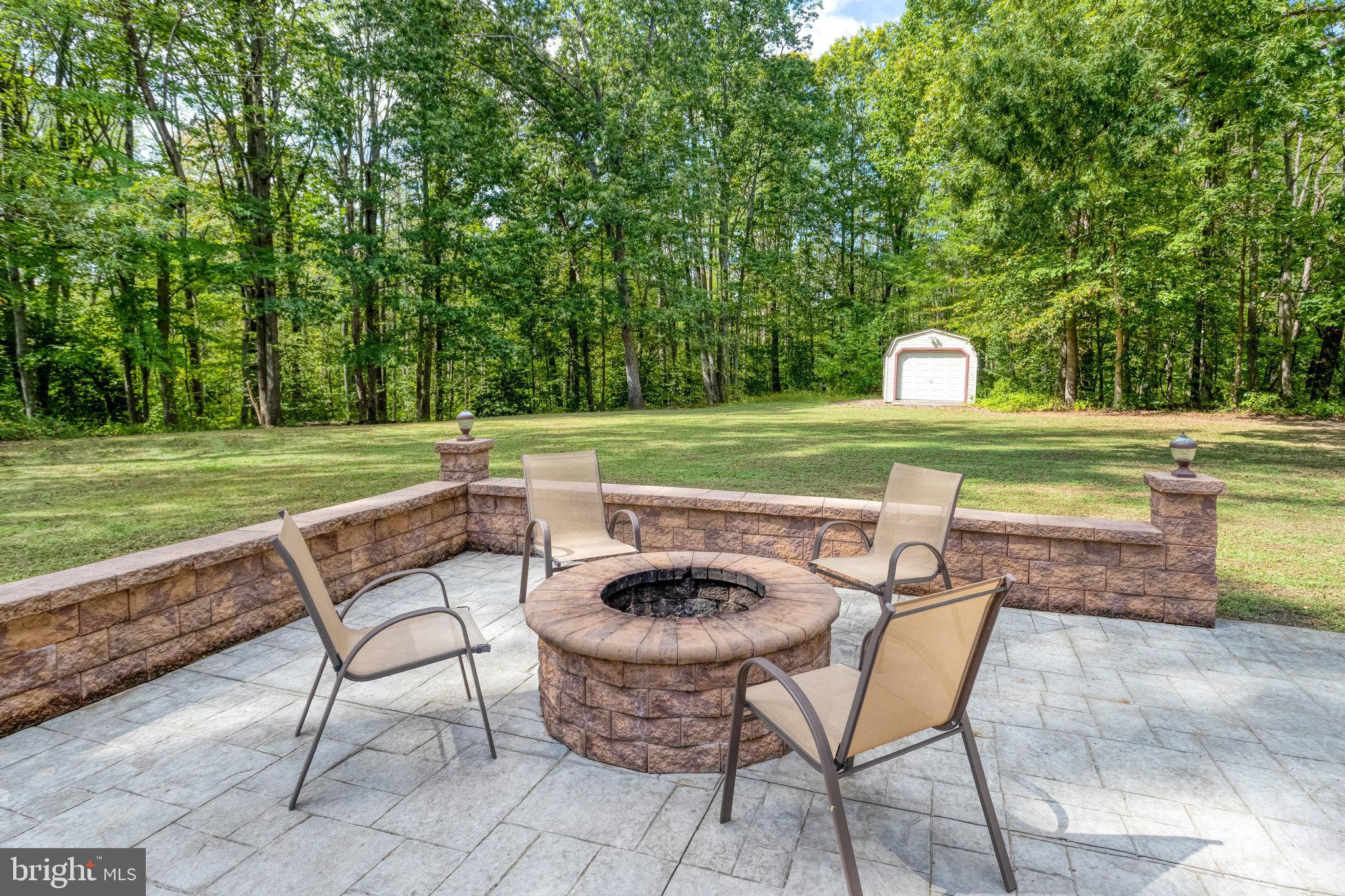 685 Telegraph Road Stafford, VA 22554 - Photo 25 of 30 a view of a chairs and table in the yard