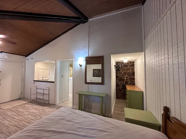$1,100 | 126 Conference Drive, Unit 211, Bastrop, TX 78602