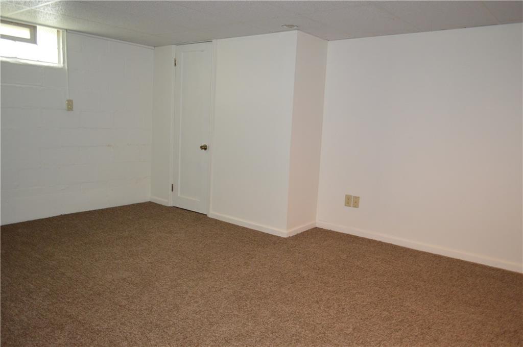 214 Birch Road Springfield, OH 45503 - Photo 8 of 11