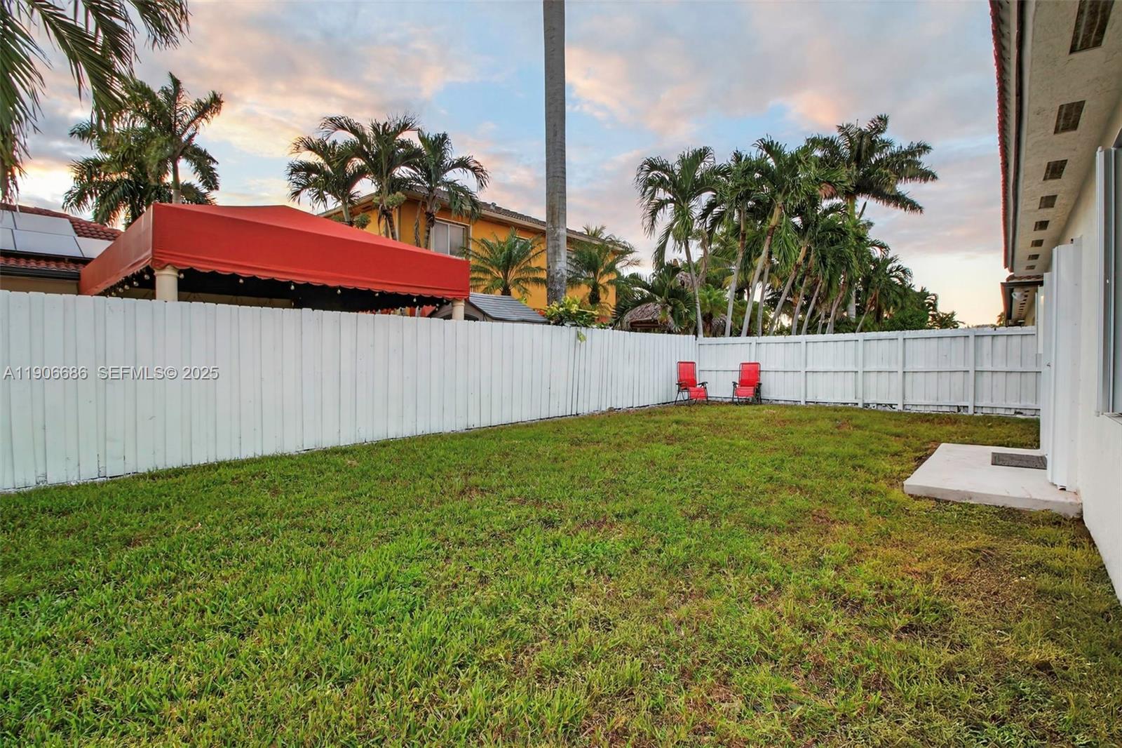5302 Southwest 164th Place Miami, FL 33185 - Photo 36 of 43 a view of outdoor space and yard