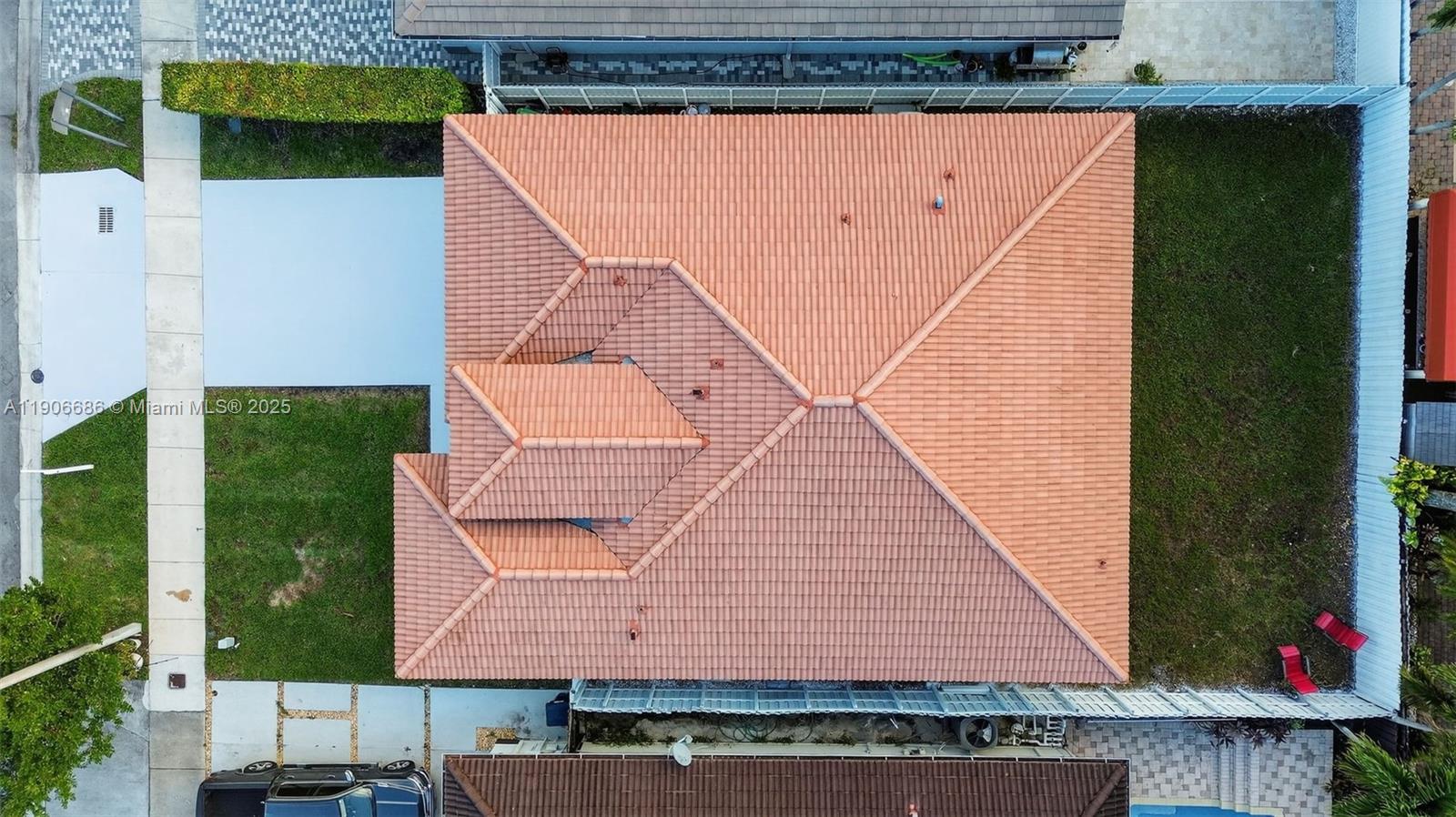 5302 Southwest 164th Place Miami, FL 33185 - Photo 39 of 43 an aerial view of residential houses with outdoor space