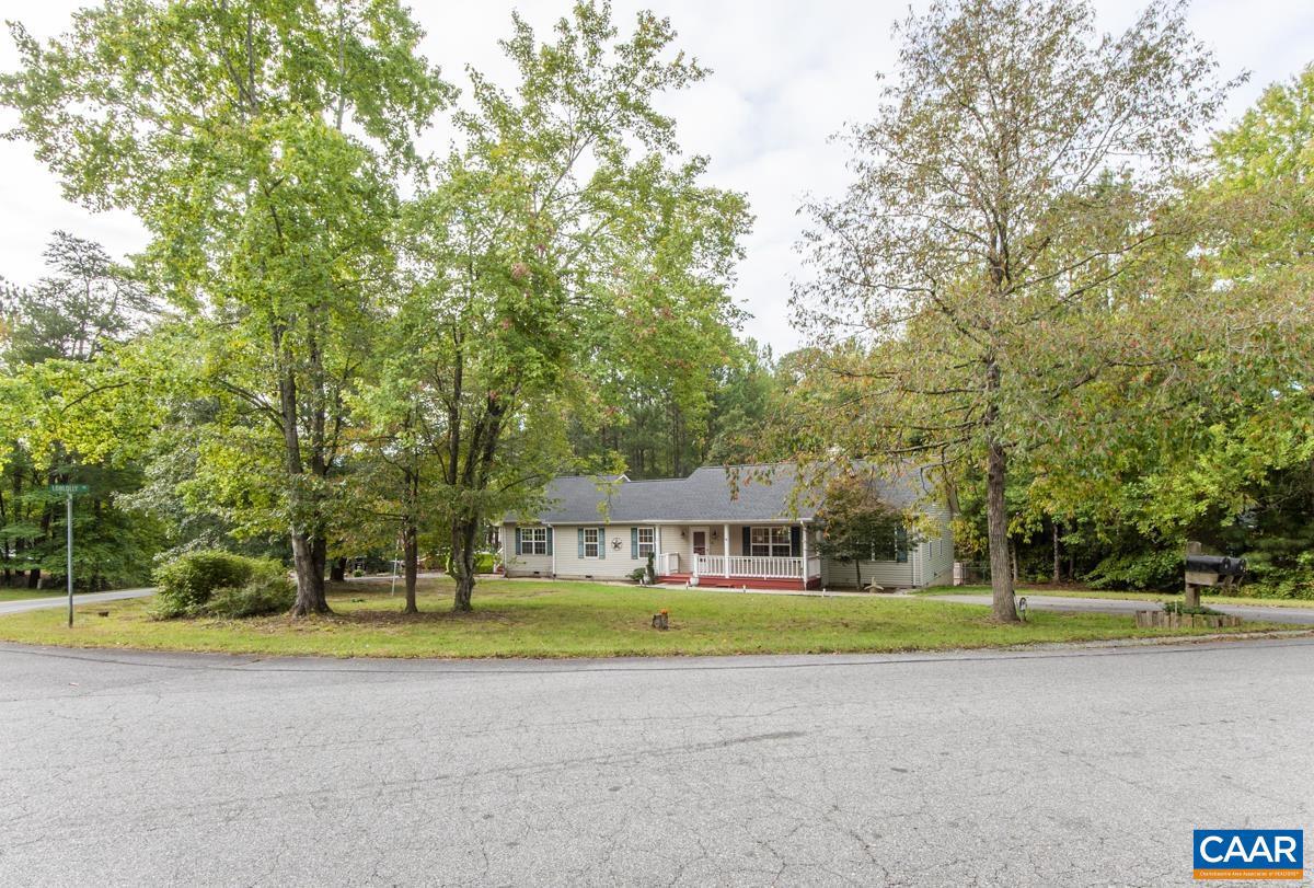 5 Loblolly Road Palmyra, VA 22963 - Photo 4 of 57 Gallery Image 4