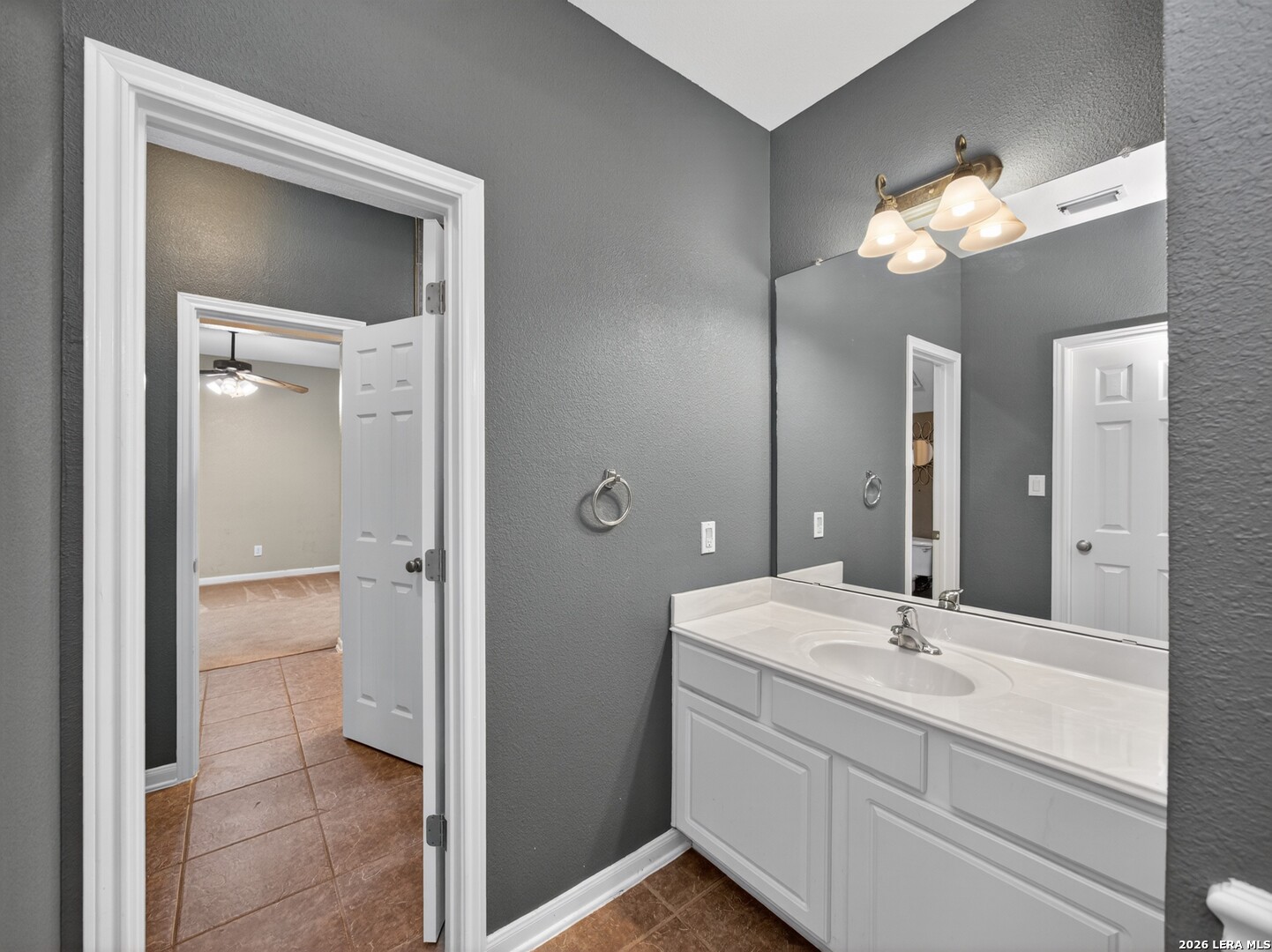 24607 Ripple Way San Antonio, TX 78266 - Photo 39 of 64