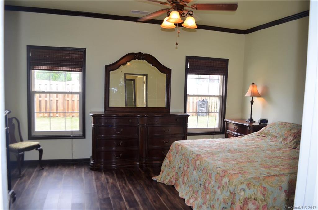 153 Bluffton Road, Unit 133 Mooresville, NC 28115 - Photo 14 of 24 Gallery Image 14
