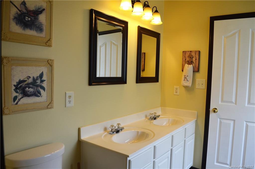 153 Bluffton Road, Unit 133 Mooresville, NC 28115 - Photo 15 of 24 Gallery Image 15