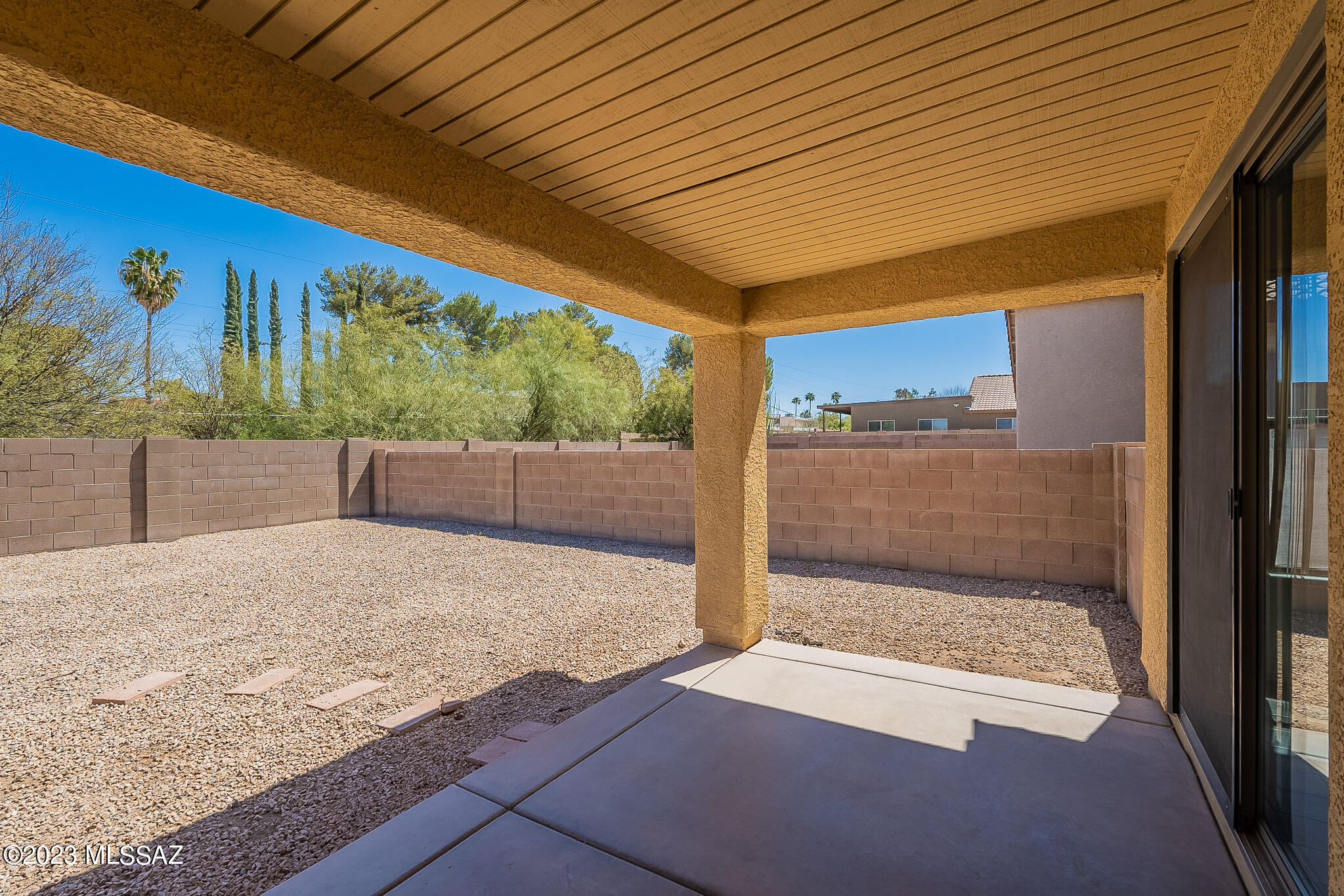 8513 East Sarnoff Ridge Loop Tucson, AZ 85710 - Photo 5 of 33