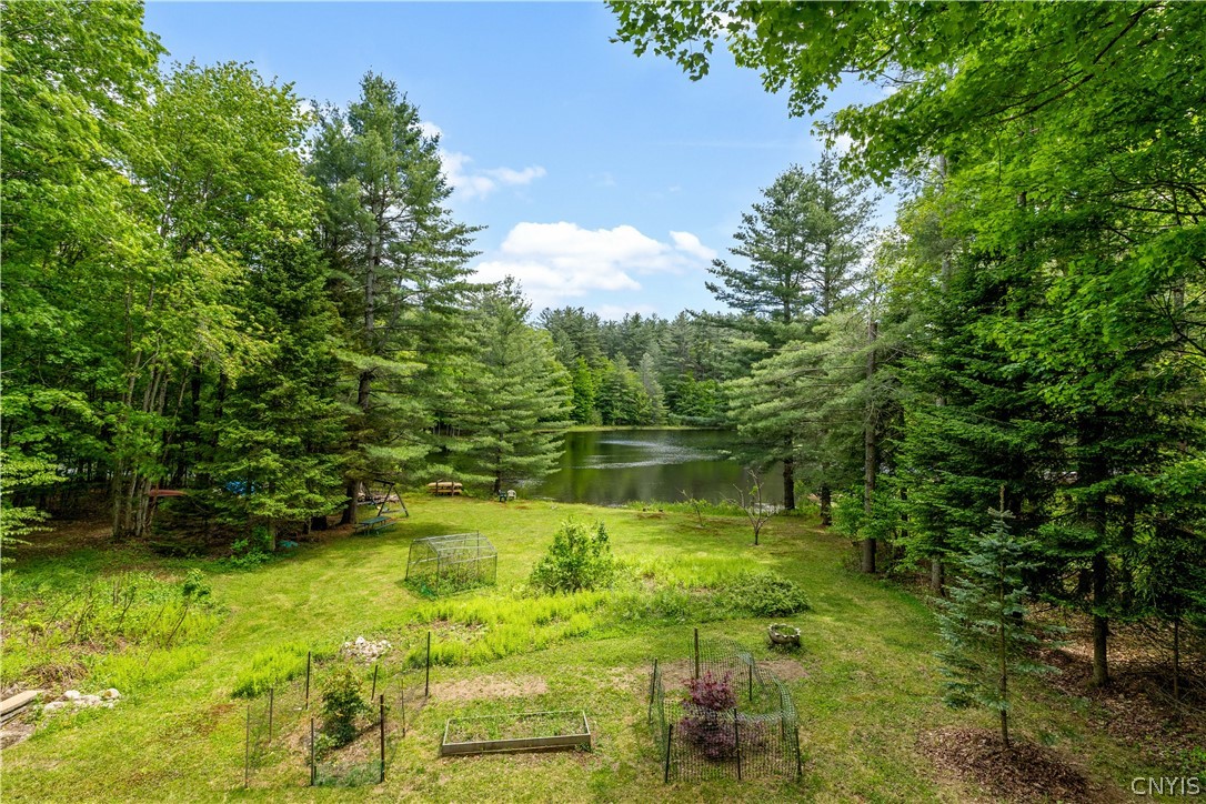 253 Silverstone Road Russia, NY 13438 - Photo 5 of 40