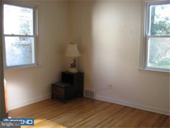 320 Hawarden Road Springfield, PA 19064 - Photo 8 of 10 Bedroom - Main