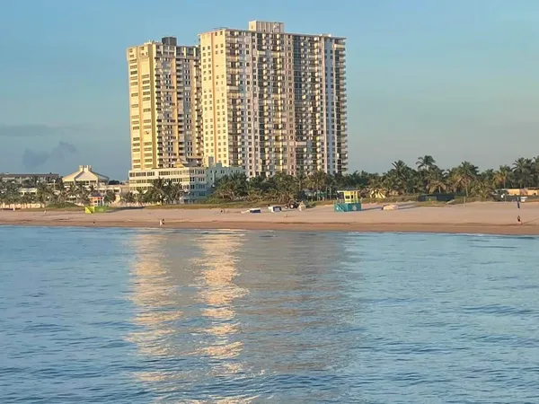 $4,500 | 101 Briny Avenue, Unit 707, Pompano Beach, FL 33062