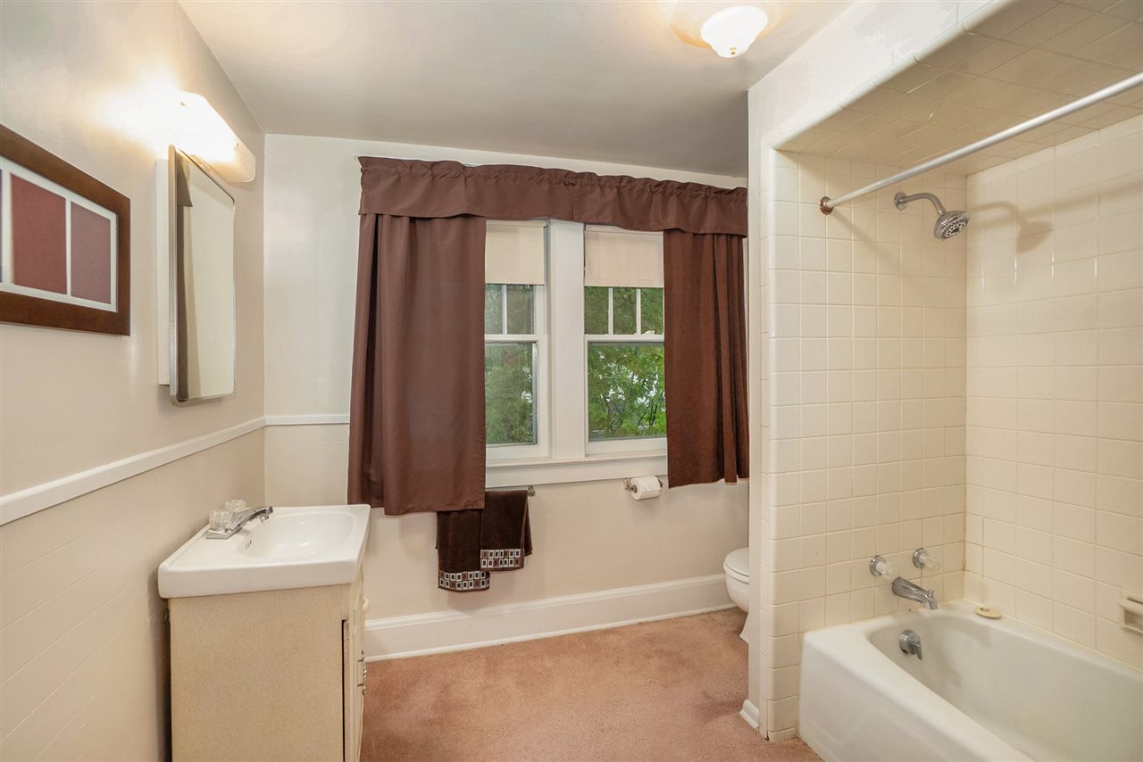 511 North Hampton Street Bay City, MI 48708 - Photo 15 of 25 Gallery Image 15