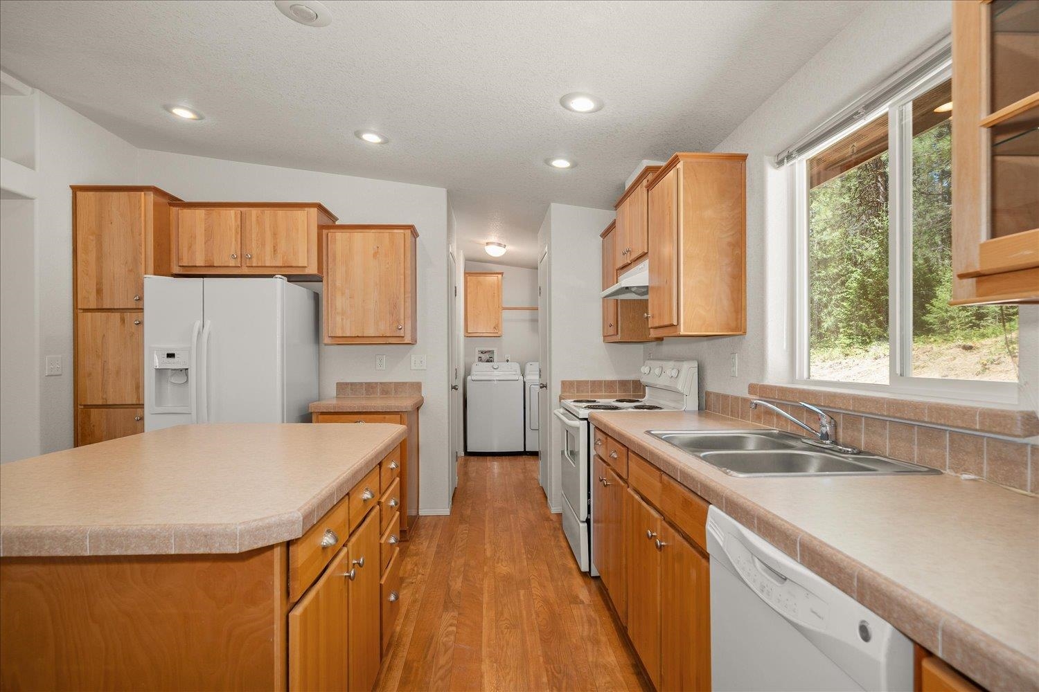282 Rod Hill Way Newport, WA 99156 - Photo 14 of 48