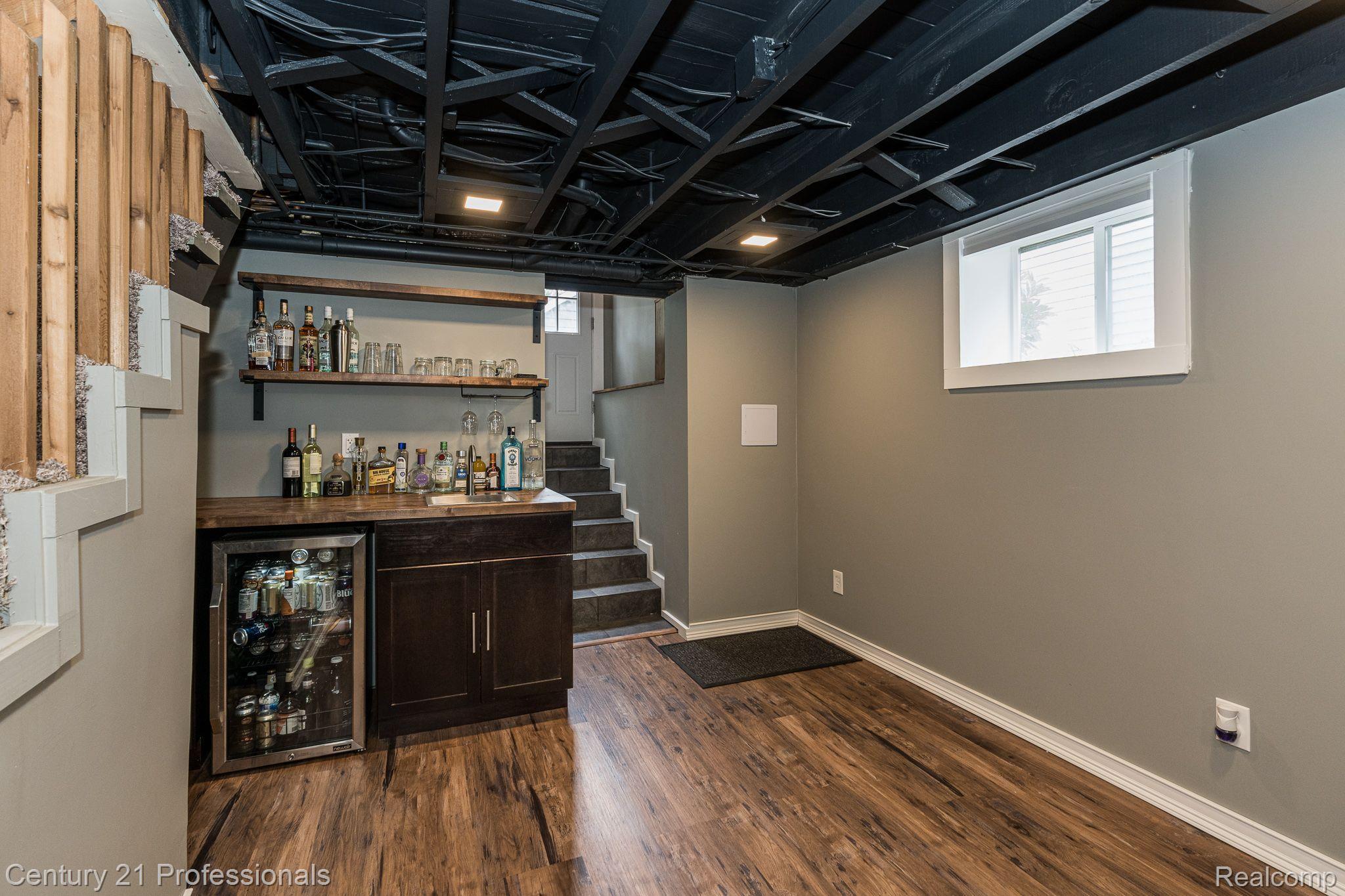 746 Ludlow Avenue Rochester, MI 48307 - Photo 25 of 34 finished basement
