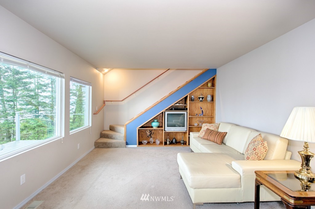 17942 Cobahud Road La Conner, WA 98257 - Photo 18 of 25 Gallery Image 18