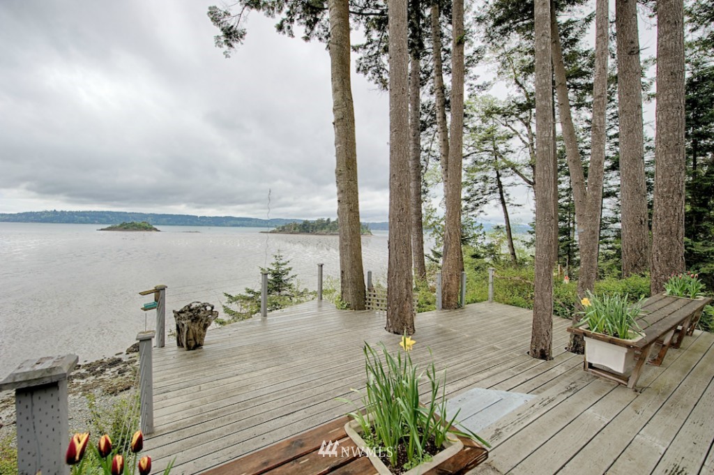 17942 Cobahud Road La Conner, WA 98257 - Photo 8 of 25 Gallery Image 8