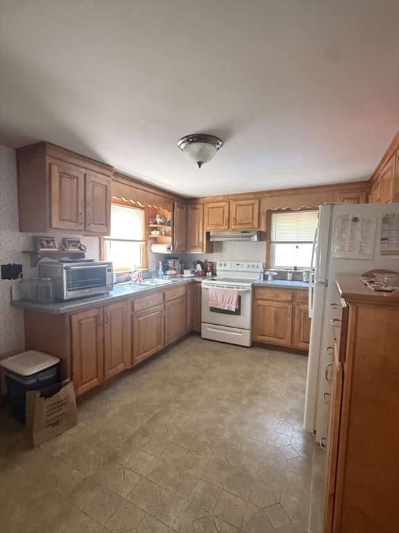42 Alder Road Norton, MA 02766 - Photo 2 of 18 Gallery Image 2