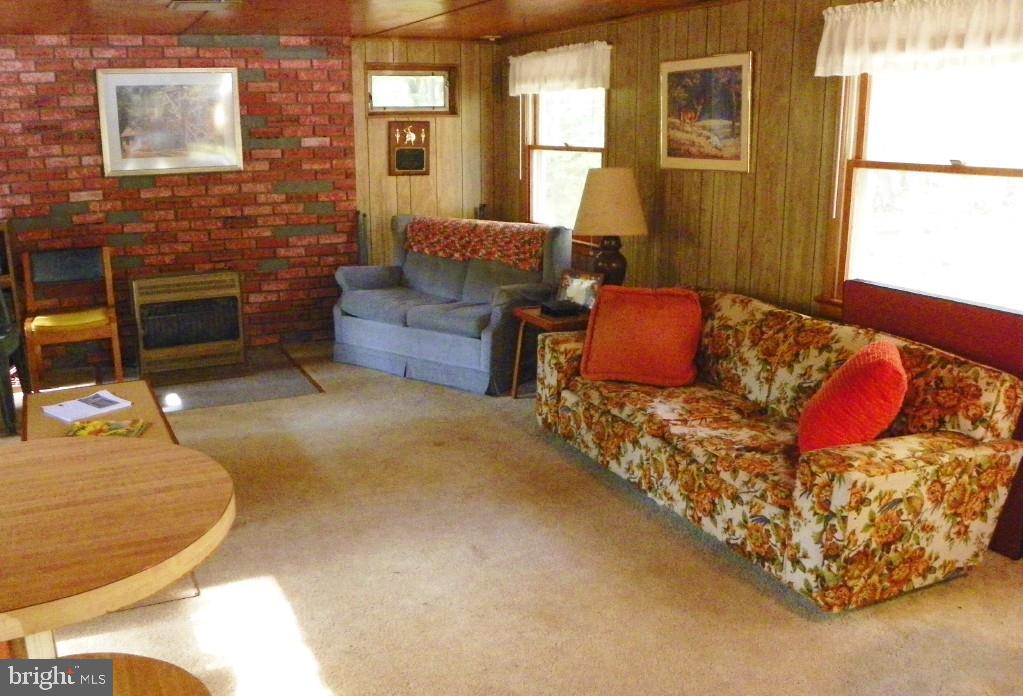 365 Bottom Road Blain, PA 17006 - Photo 3 of 16 Gallery Image 3