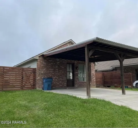 $1,700 | 917 West Broussard Road, Unit A, Lafayette, LA 70506
