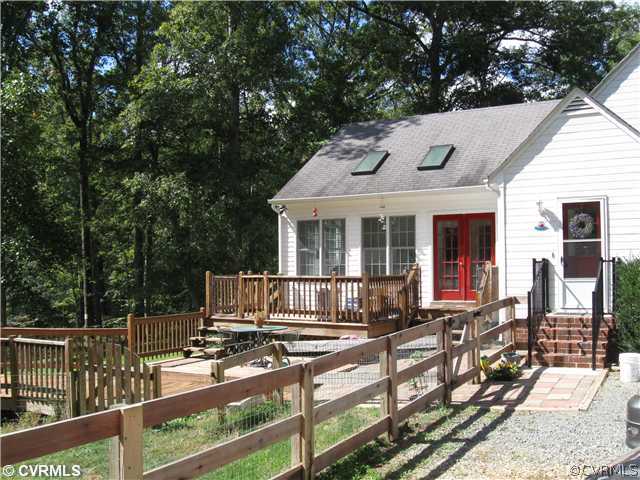 7211 Rural Point Road Mechanicsville, VA 23116 - Photo 6 of 20 Patio/Deck