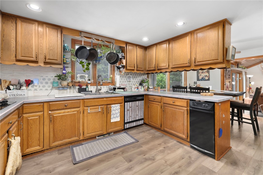 111 Olney Arnold Road Cranston, RI 02921 - Photo 14 of 49 Gallery Image 14