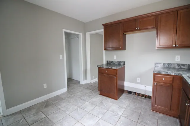 $150,000 | 1575 Philomene Boulevard, Lincoln Park, MI 48146