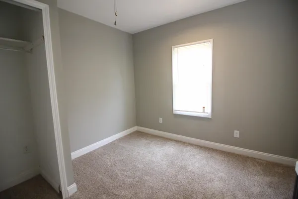 $130,000 | 1575 Philomene Boulevard, Lincoln Park, MI 48146