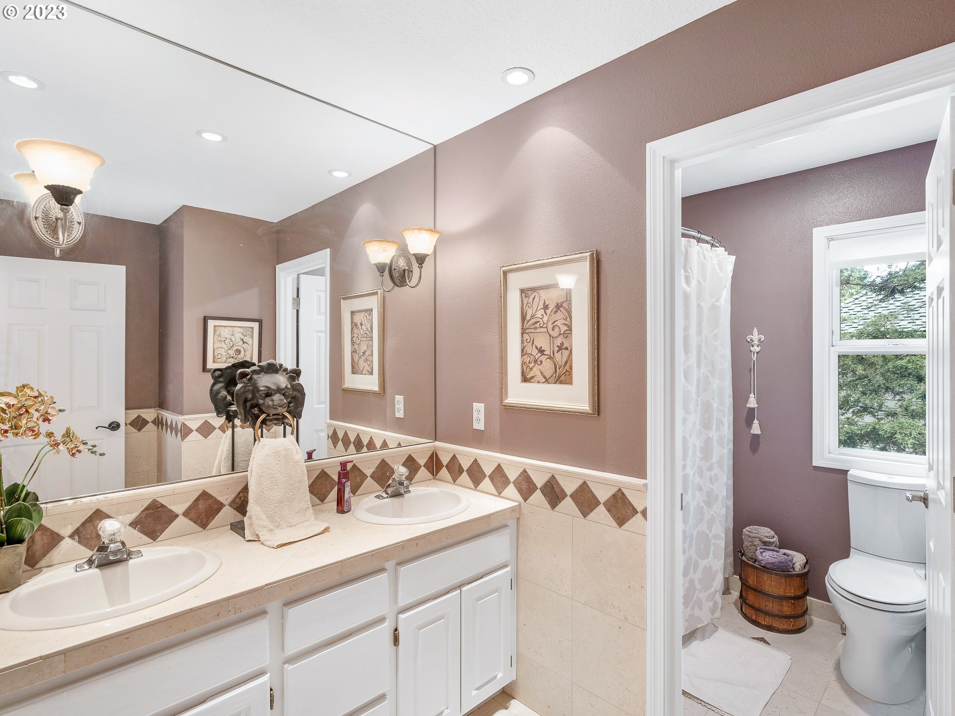 5802 Southwest Kruse Ridge Drive Portland, OR 97219 - Photo 26 of 32 Gallery Image 26