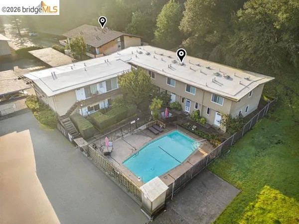 a view of a house with outdoor space
