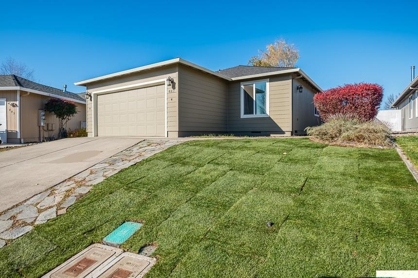 447 Montclair Way Eagle Point, OR 97524 - Photo 2 of 30 Additional Photo