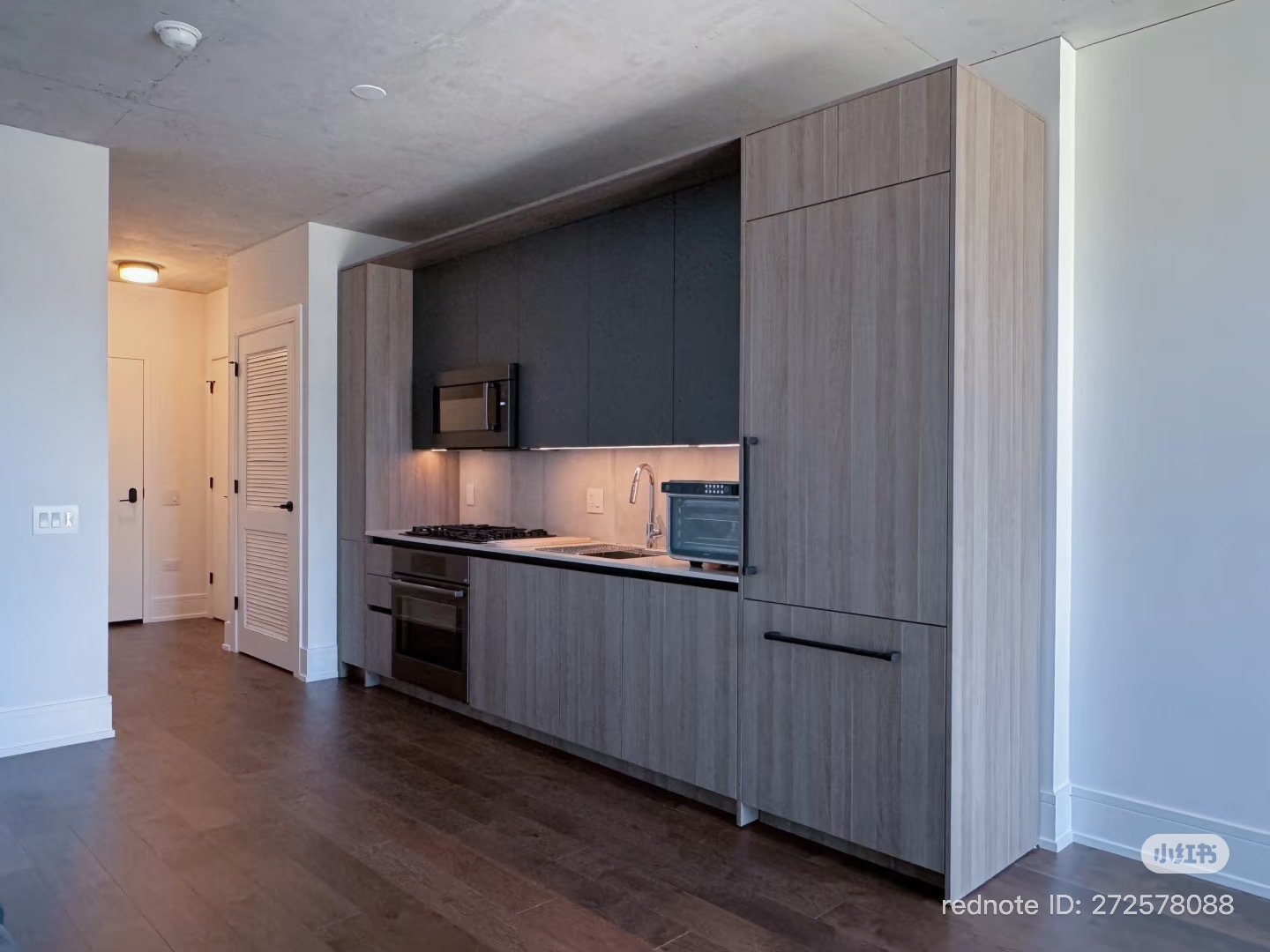 234 West Polk Street, Unit 2906 Chicago, IL 60607 - Photo 3 of 11