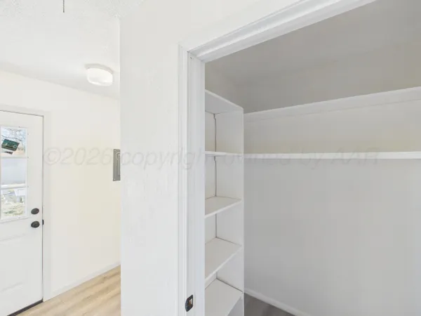 a view of walk in closet