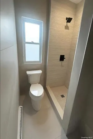 $2,750 | 450 East Park Avenue, Unit 4, Long Beach, NY 11561