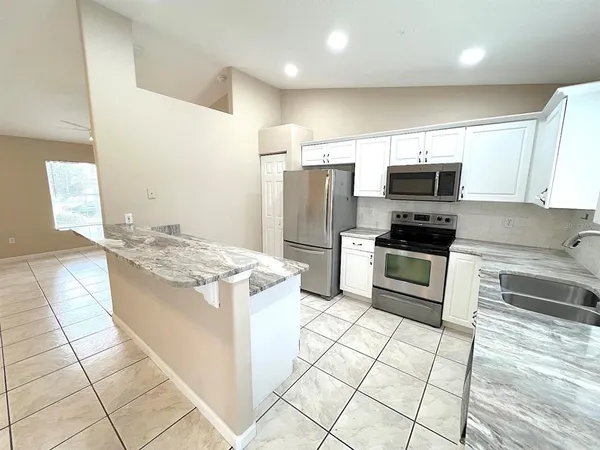 $2,300 | 142 Rolling Sands Drive, Palm Coast, FL 32164