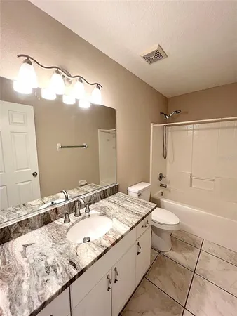 $2,300 | 142 Rolling Sands Drive, Palm Coast, FL 32164