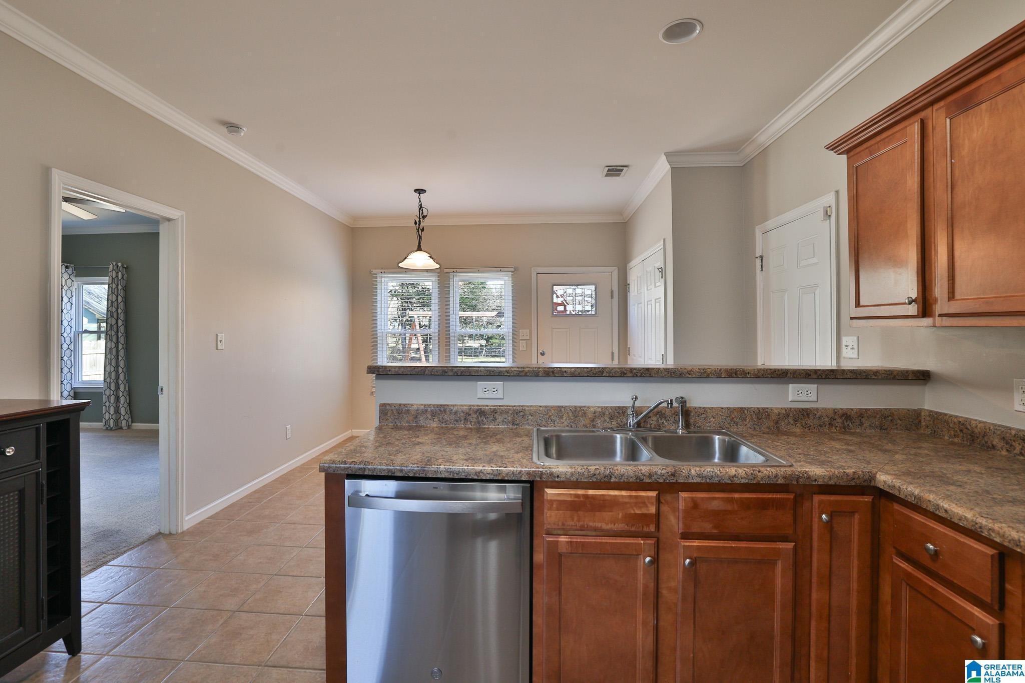 8199 Becker Lane Leeds, AL 35094 - Photo 9 of 17