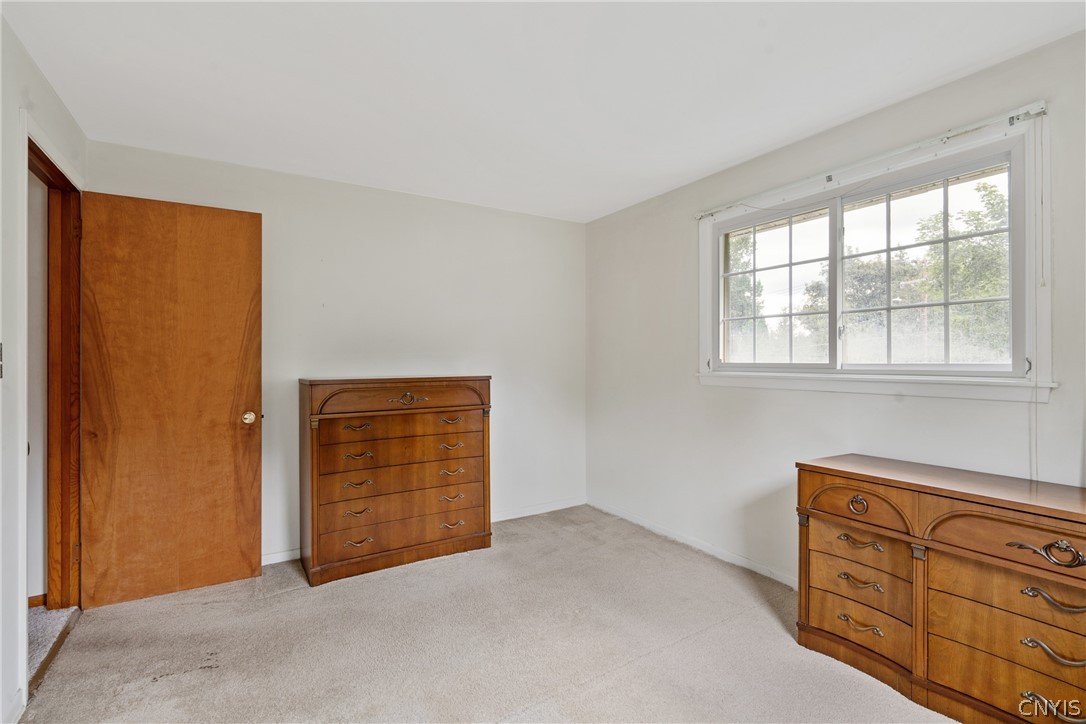 3643 Warners Road Camillus, NY 13209 - Photo 21 of 35 Bedroom