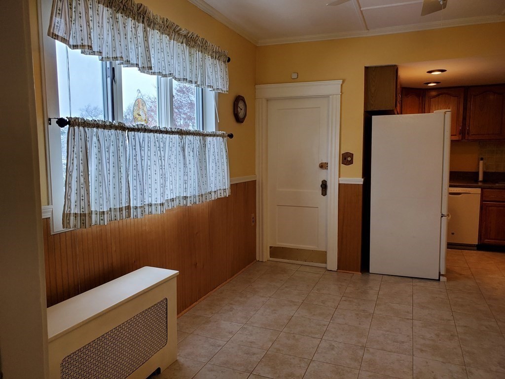 25 Croydon Road Worcester, MA 01606 - Photo 12 of 30 Gallery Image 12