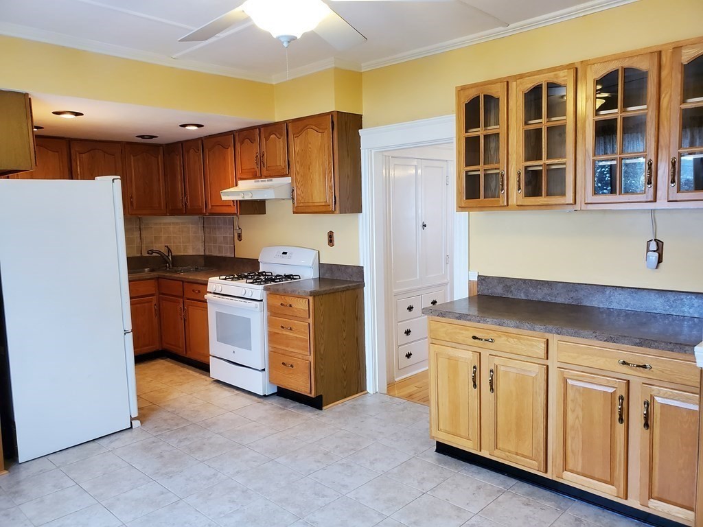 25 Croydon Road Worcester, MA 01606 - Photo 13 of 30 Gallery Image 13