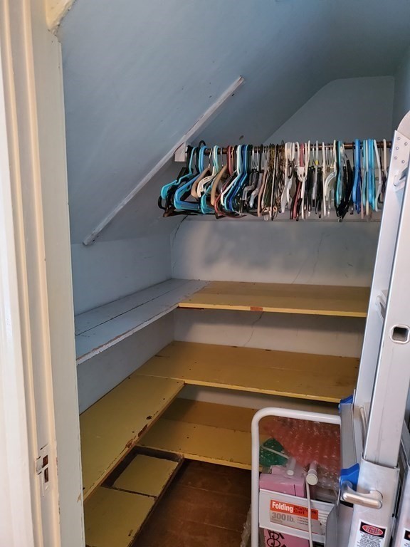 25 Croydon Road Worcester, MA 01606 - Photo 19 of 30 Gallery Image 19