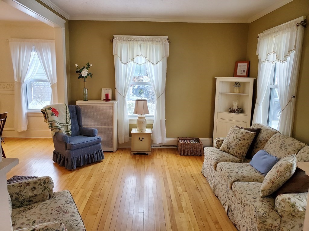 25 Croydon Road Worcester, MA 01606 - Photo 6 of 30 Gallery Image 6